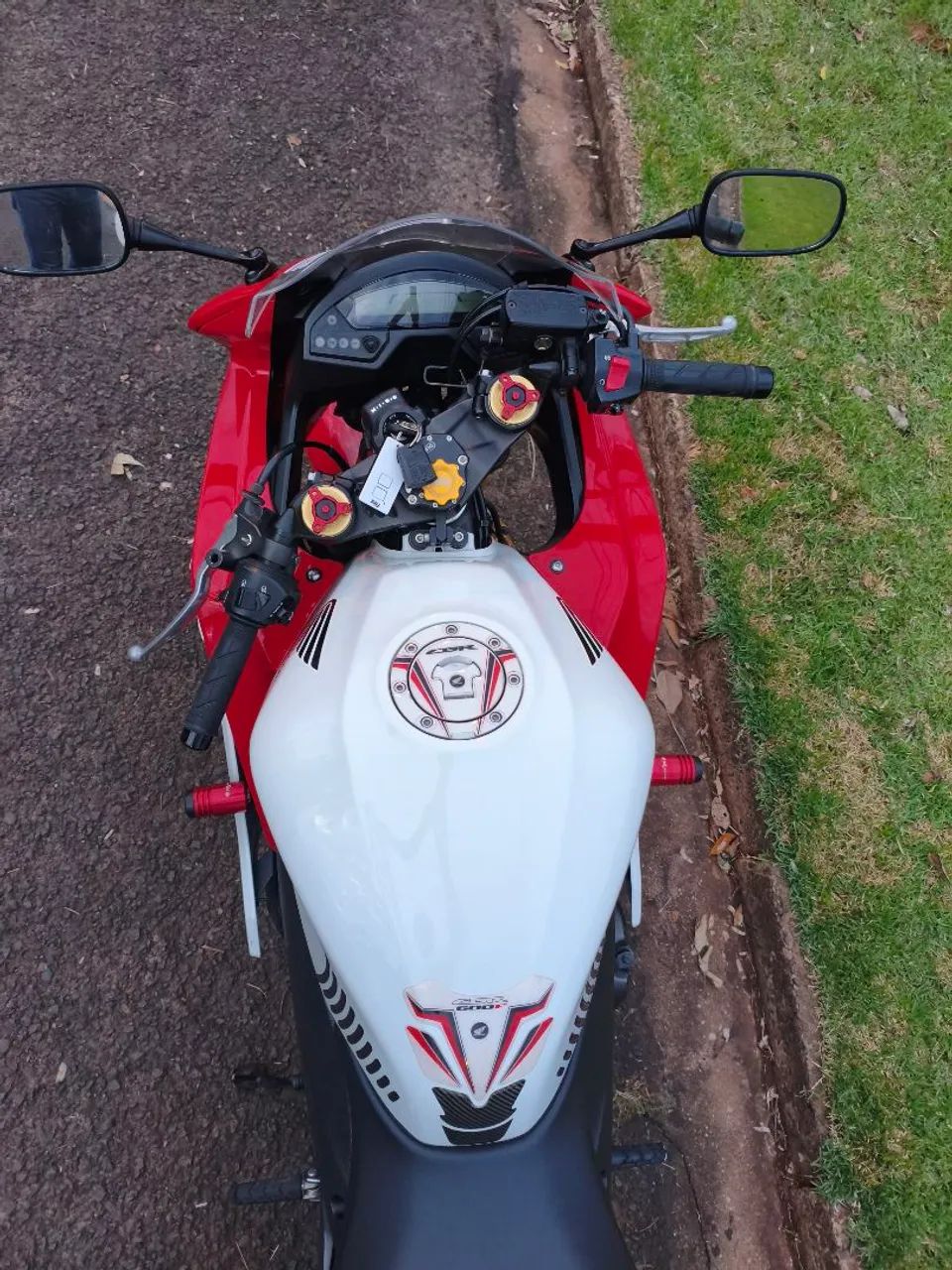 CBR 600f  - Foto 4