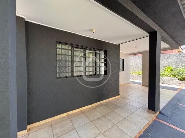 SOBRADO COM DOIS QUARTOS E DUAS SUÍTES - Foto 4