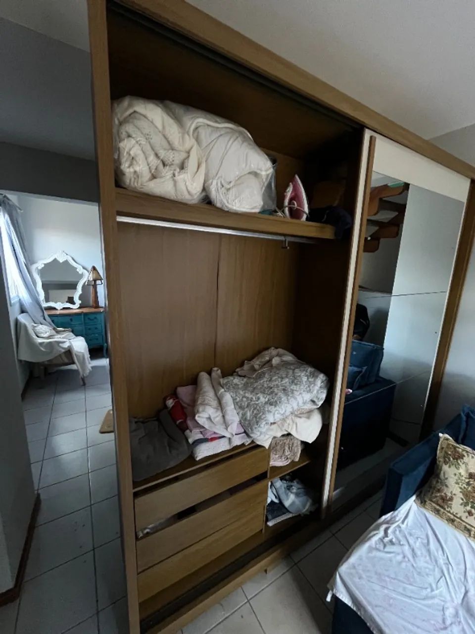 Guarda-Roupa com 2 Portas de Correr e Espelho  - Foto 3