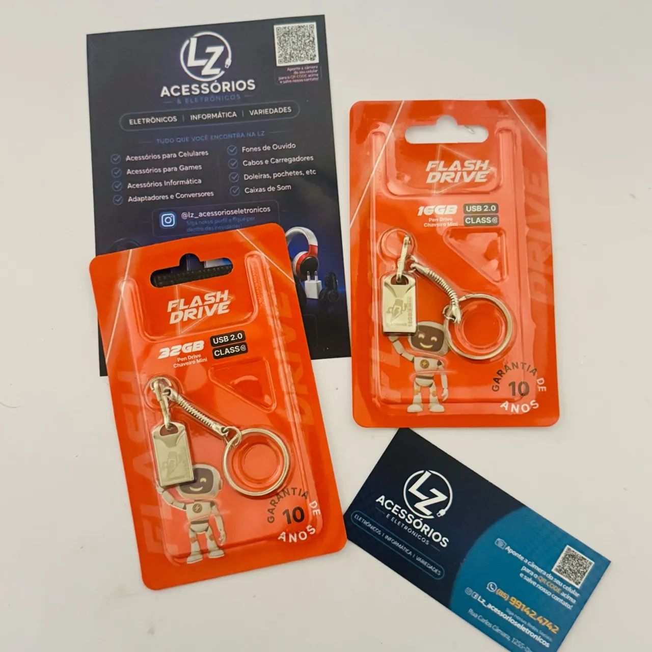 Pen Drive Flash Drive 16 / 32GB