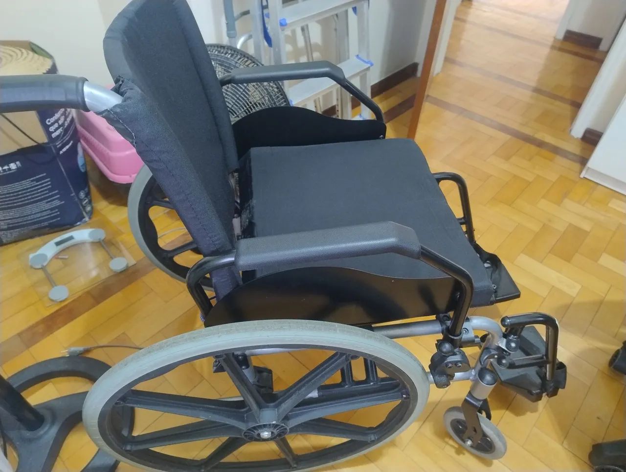 Cadeira de rodas Ortobras até 120 kg - Foto 4