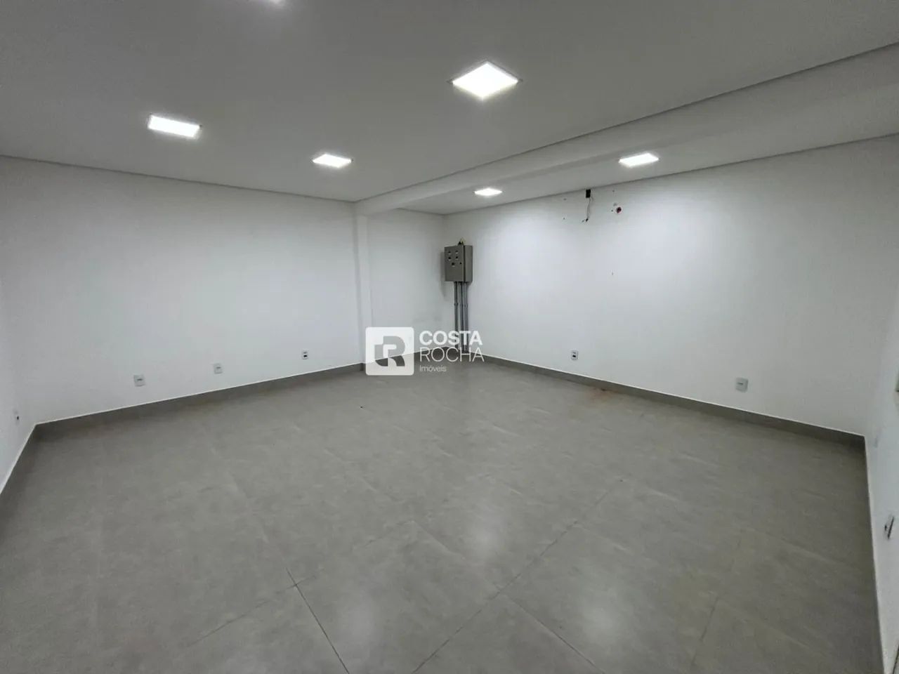 Sala à venda e locação - Centro - Salto/SP