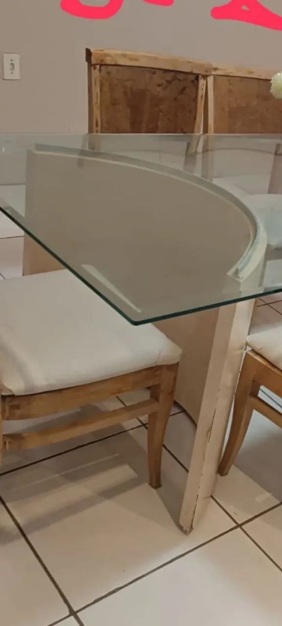 Mesa com seis cadeiras - Foto 4