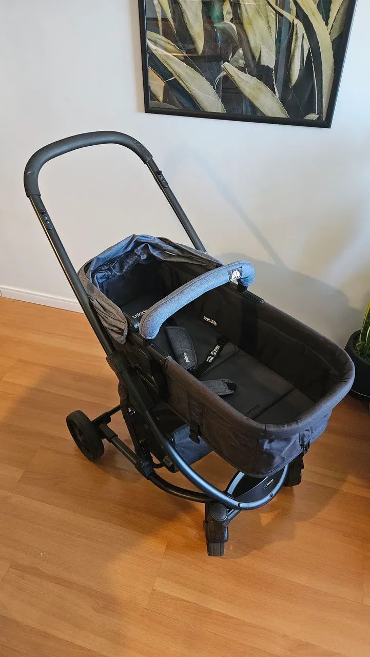Carrinho de bebê Kiddo Prima com Bebe Conforto preto e cinza - Foto 2