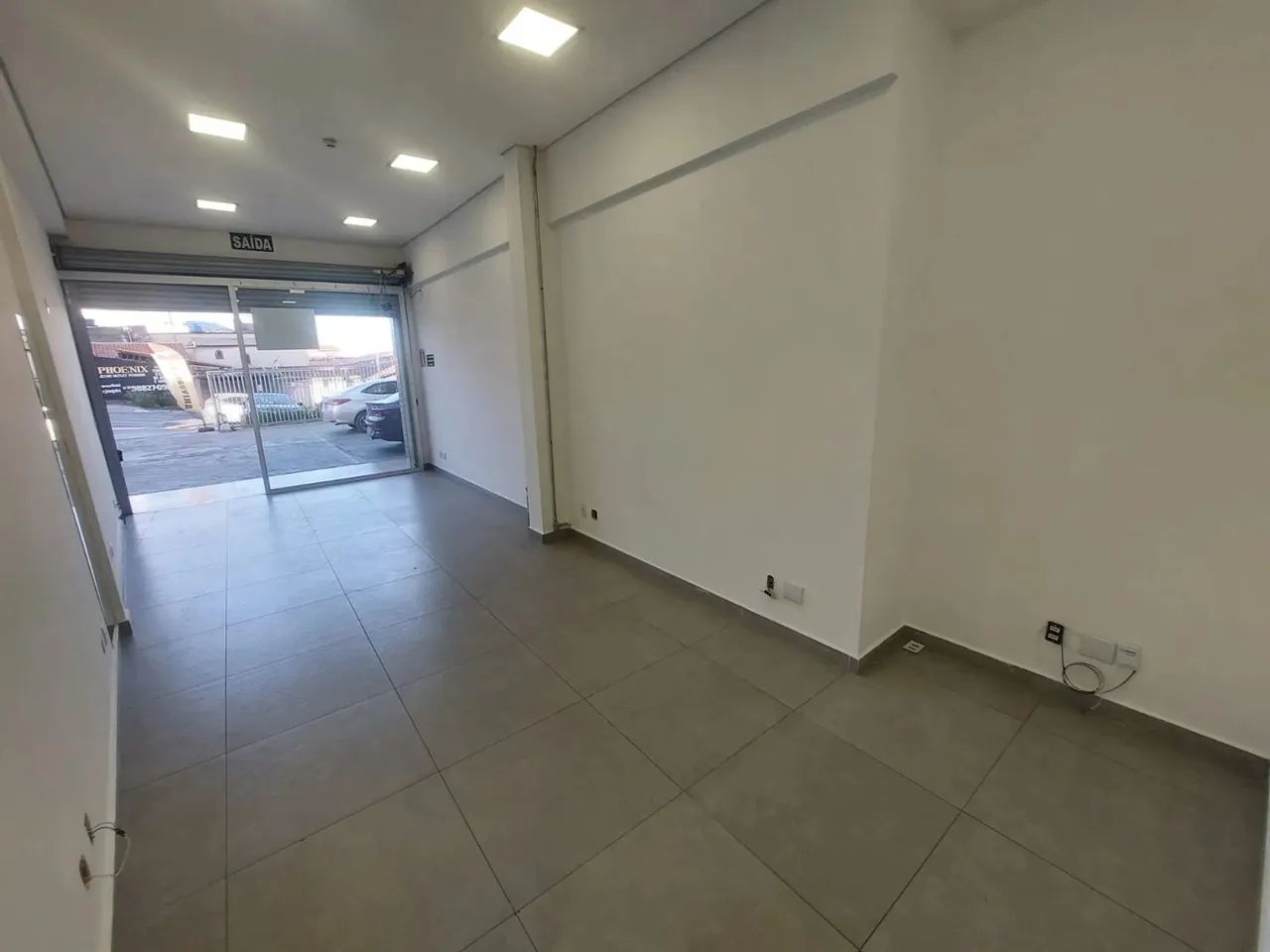 Loja / Salão / Ponto Comercial para alugar em Contagem