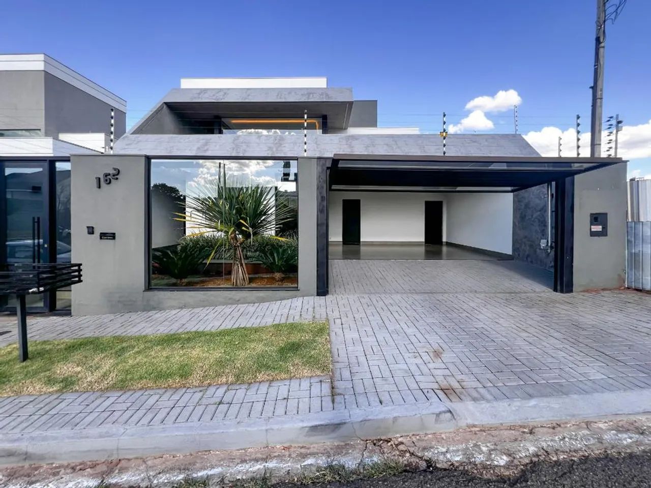 Casa à venda em Maringá, Jardim Cidade Monções, com 3 suítes, com 254.94 m² - Foto 2
