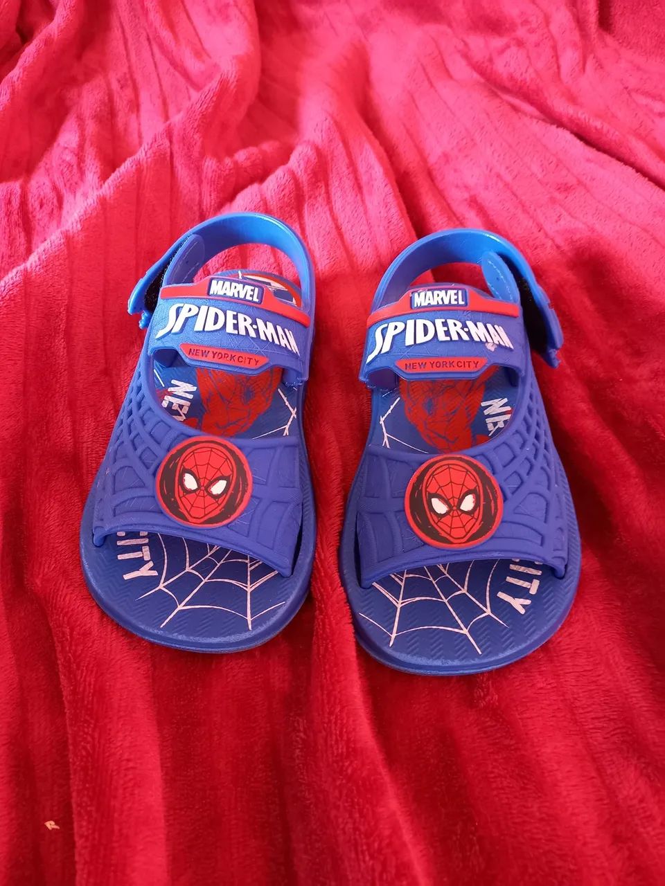 Sandália do homem aranha número 26 27