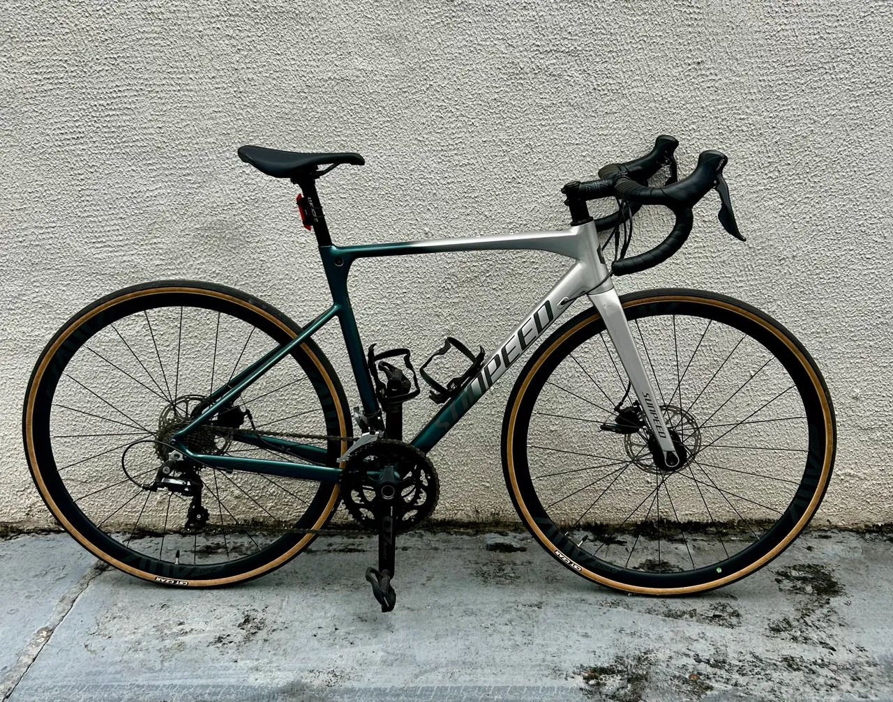 Bicicleta Speed Sunpeed Astro tamanho M