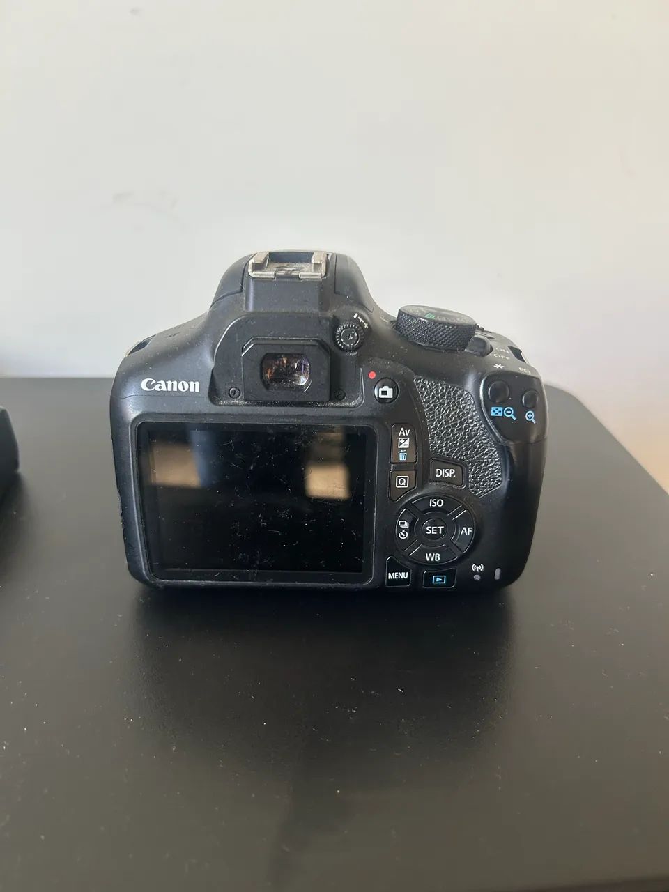 Camera canon t6 rebel + softbox duplo