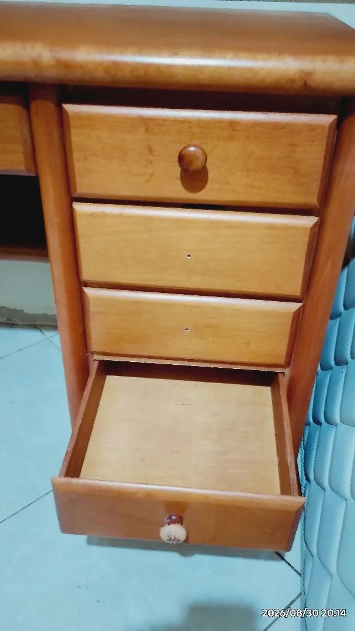 escrivaninha com gavetas  - Foto 4