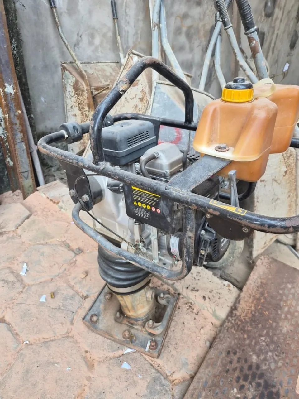 compactador de solo - Foto 2