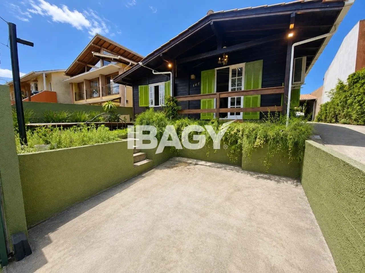Excelente Casa 3 dormitório(s) em Rio Tavares - Florianópolis