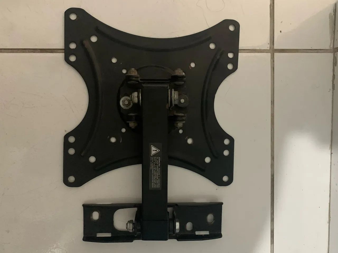 SUPORTE PARA TV OU TELA DE PC  - Foto 3