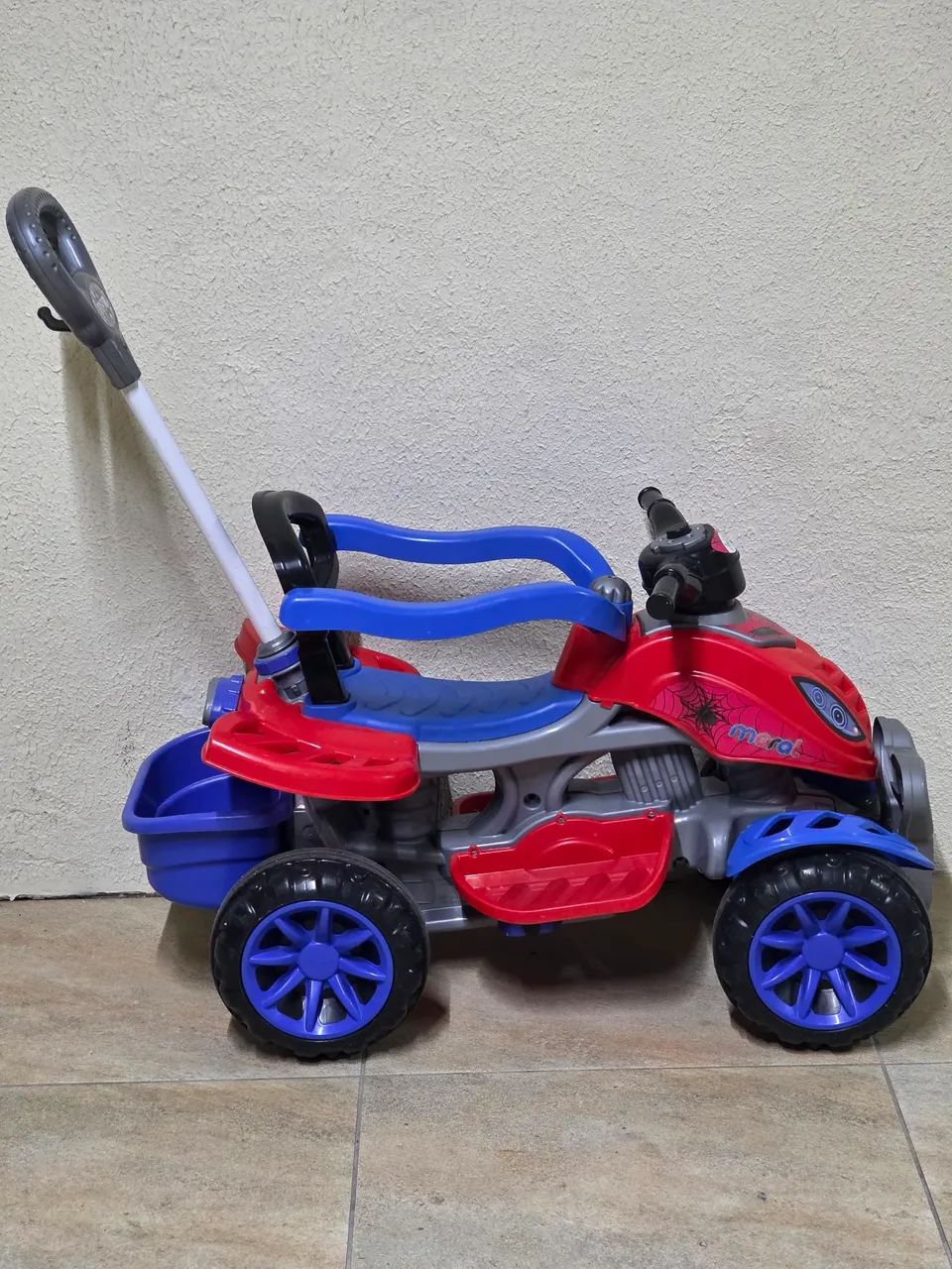 Quadriciculo infantil homem aranha 
