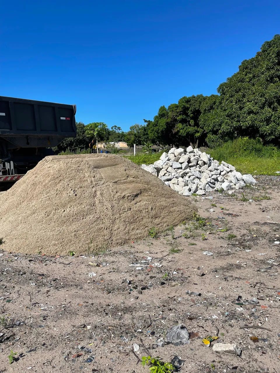 Carradas de areia grossa  - Foto 4