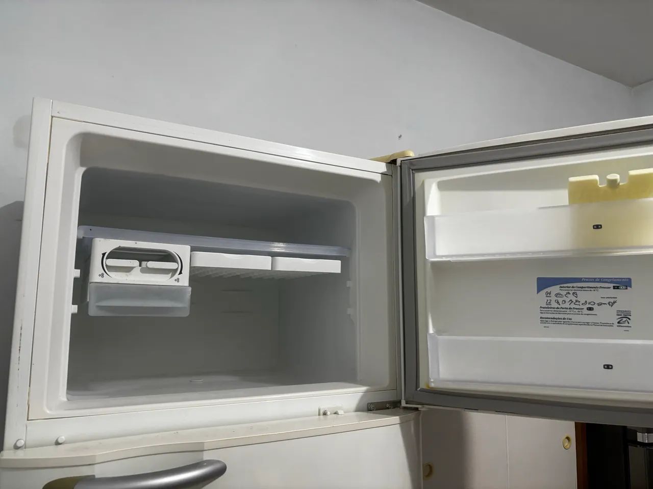 Geladeira eletrolux air flow system DC 47