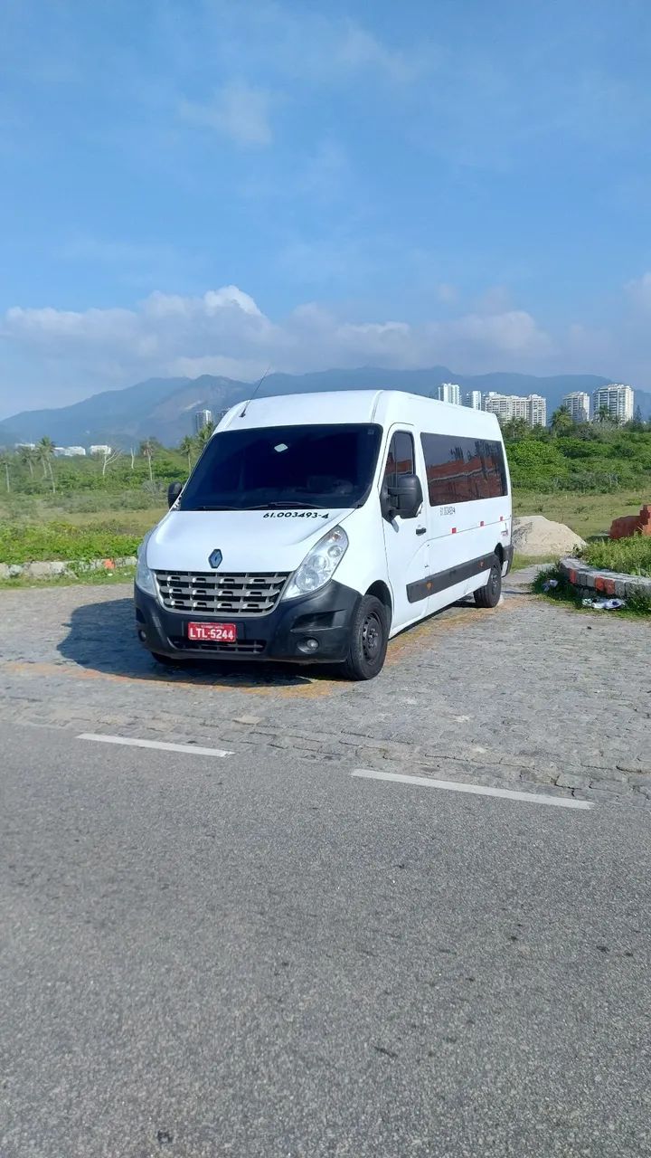 Aluguel de van com motorista para eventos