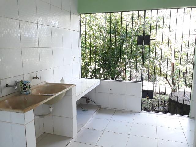 Linda Casa de 160m2, 3 quartos em terreno amplo no Bairro Zerão - Foto 10