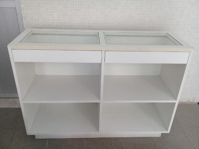 Pratileira Branca com Vidro para Loja - Foto 2