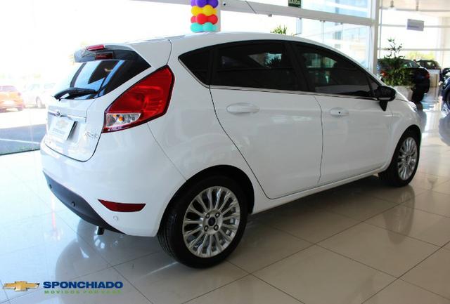 Fiesta 1.6 Titanium AT - Foto 6