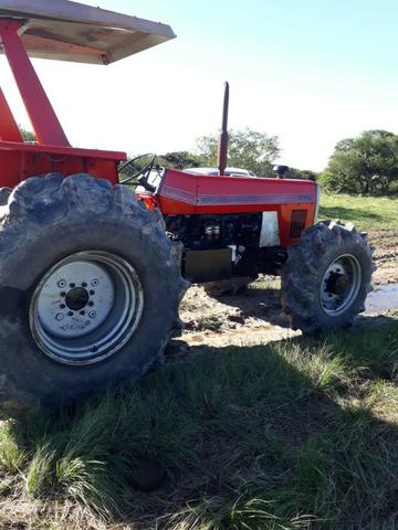 Trator Massey Ferguson - Foto 3