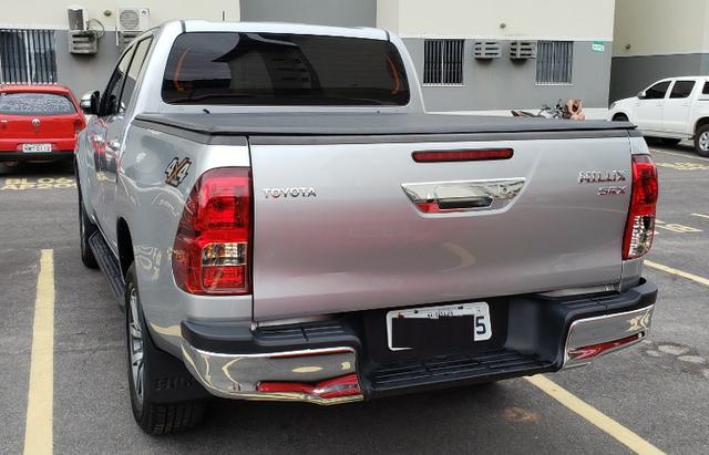 Toyota Hilux SRX 2.8 4x4 - Foto 2