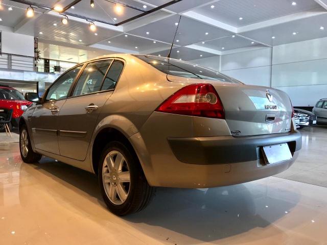 MÉGANE 2007/2008 2.0 DYNAMIQUE SEDAN 16V GASOLINA 4P AUTOMÁTICO - Foto 2