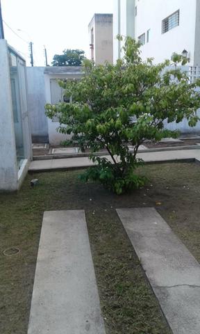 Excelente ap J.Atlantico,seminovo,estrutural,rua calçada,portão eletrônico,armários,suíte - Foto 2