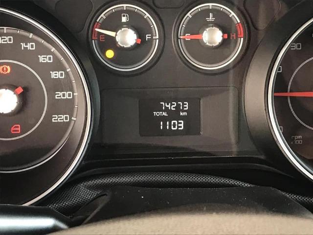 Fiat punto 1.4 Attractive Italia 8V Branco 2013 - Foto 5