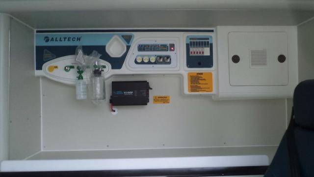 Ambulância UTI Renault Master Alltech - Foto 9
