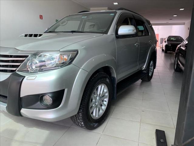 Toyota Hilux Sw4 3.0 Srv 4x4 7 Lugares 16v Turbo i - Foto 5