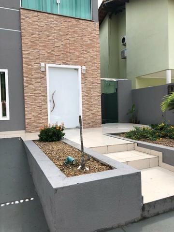 100% Mobiliado Cond. Dalva Toledo Casa Duplex 230m² c/ 04suítes no PQ das Laranjeiras - Foto 5