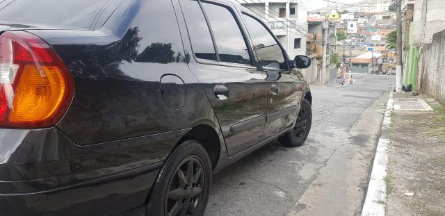 Clio Sedan 1.6 Completo Estudo Trocas - Foto 3