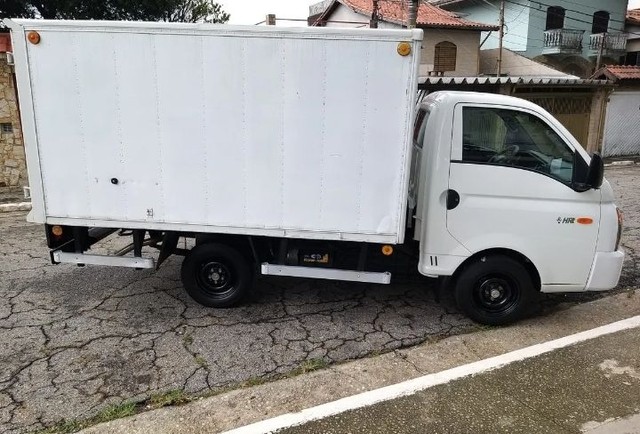 HYUNDAI HR 2.5