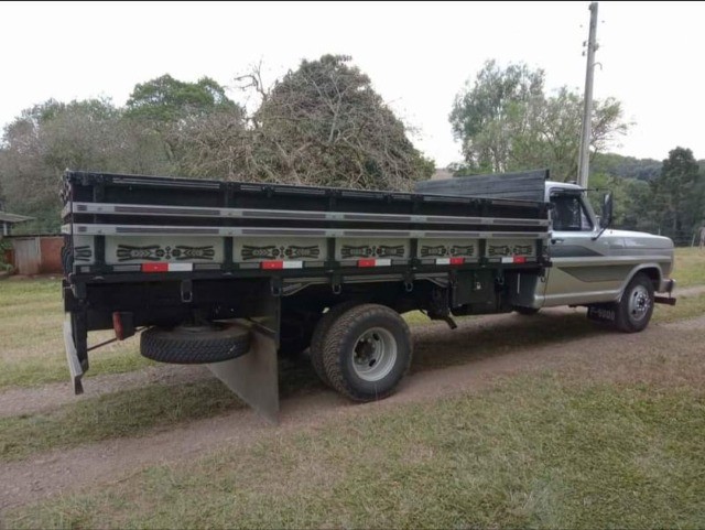 FORD F-4000