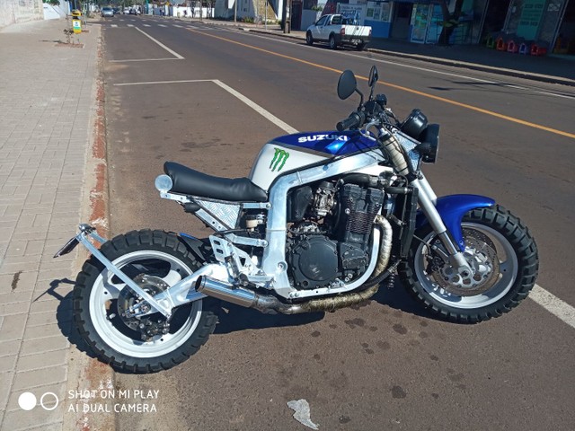 SUZUKI GSXR1100W 94