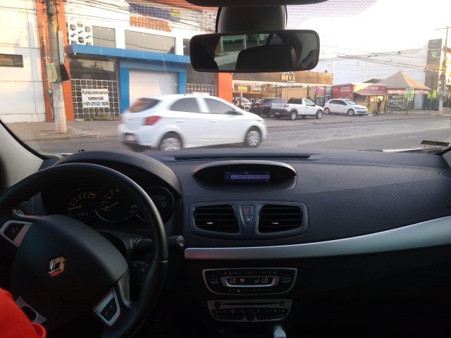 FLUENCE DINAMIQUE 2.0 AUTOMÁTICO