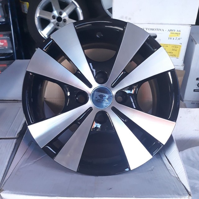 Rodas Aro 13 Trevo 4x100 Novas(BASE DE TROCA)