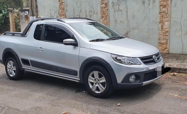 VW - Volkswagen Saveiro Cross 1.6 C.E. Branca 2012 - Corumbá