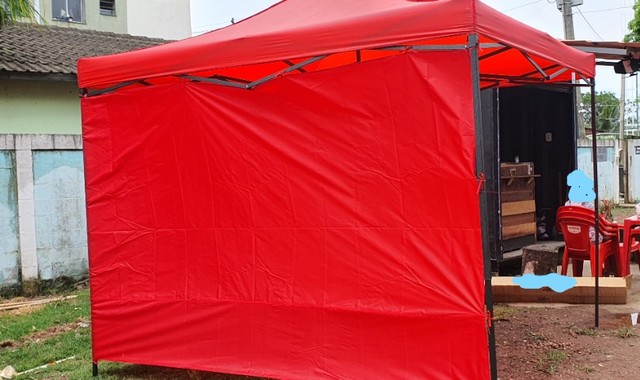 Tenda Sanfonada Gazebo 3x3 Com Laterais Nas Cores Vermelha Ou Azul