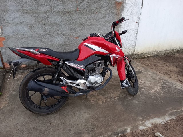 Moto titam top 160 de linha