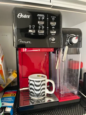 Máquina de Café Oster Prima Latte em segunda mão durante 50 EUR em