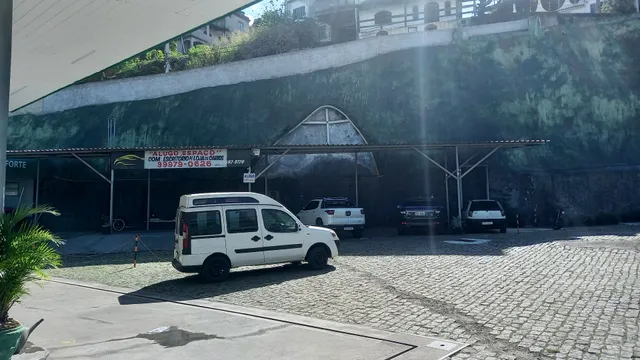 Alugo galpao
