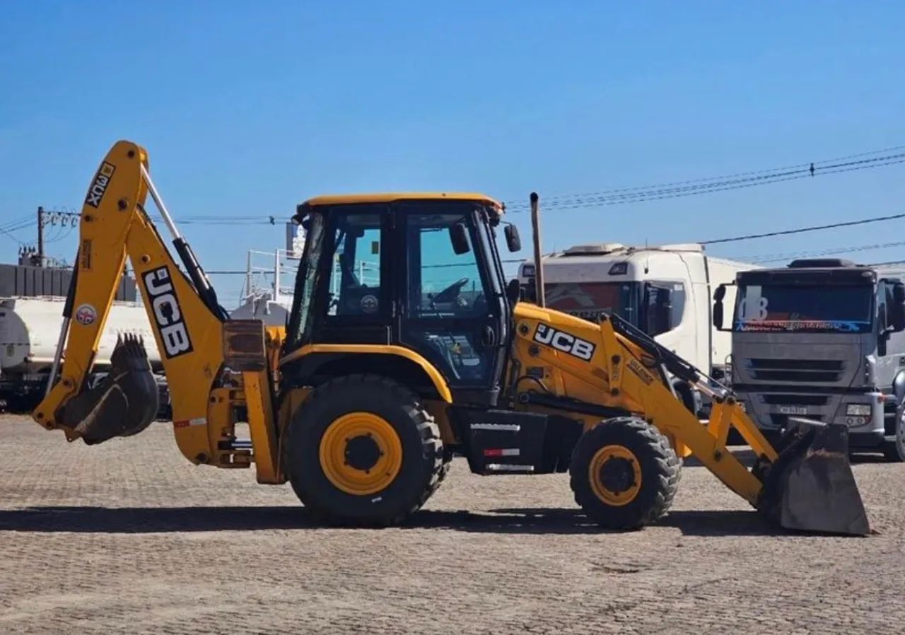 JCB 3CX 2023 - Foto 4
