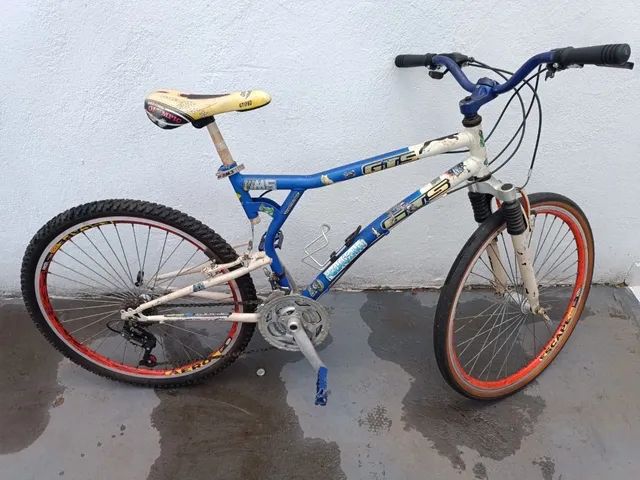 Vendo bicicleta barata 350 reais Ciclismo Setor Serra Dourada