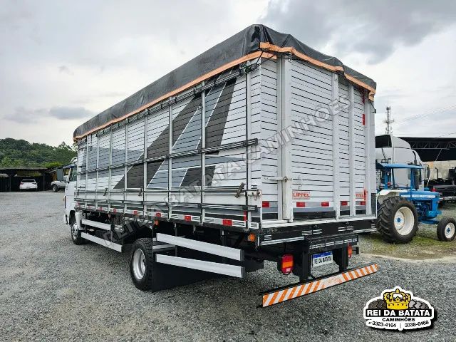 Volkswagen 9-160 Delivery Completa Ar condicionado Carroceria Boiadeira VTAV - Foto 5