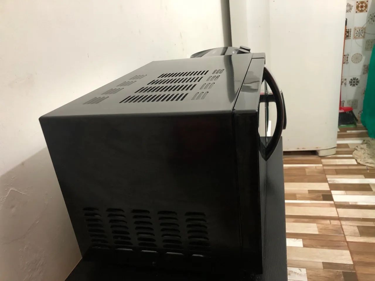 Micro-ondas Mondial 25 Litros Preto - Foto 2