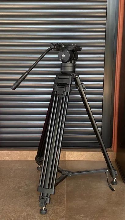 Tripé - World VIew wv 2500 e Cabeça Hidráulica - Foto 4