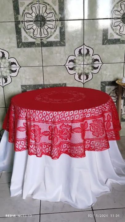 Linda Toalha de Mesa Redonda Vermelha de Fibra de Côco