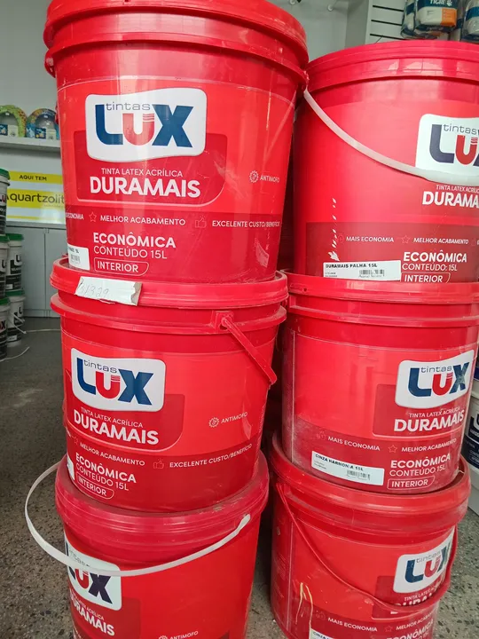 Tinta fosca de várias cores
